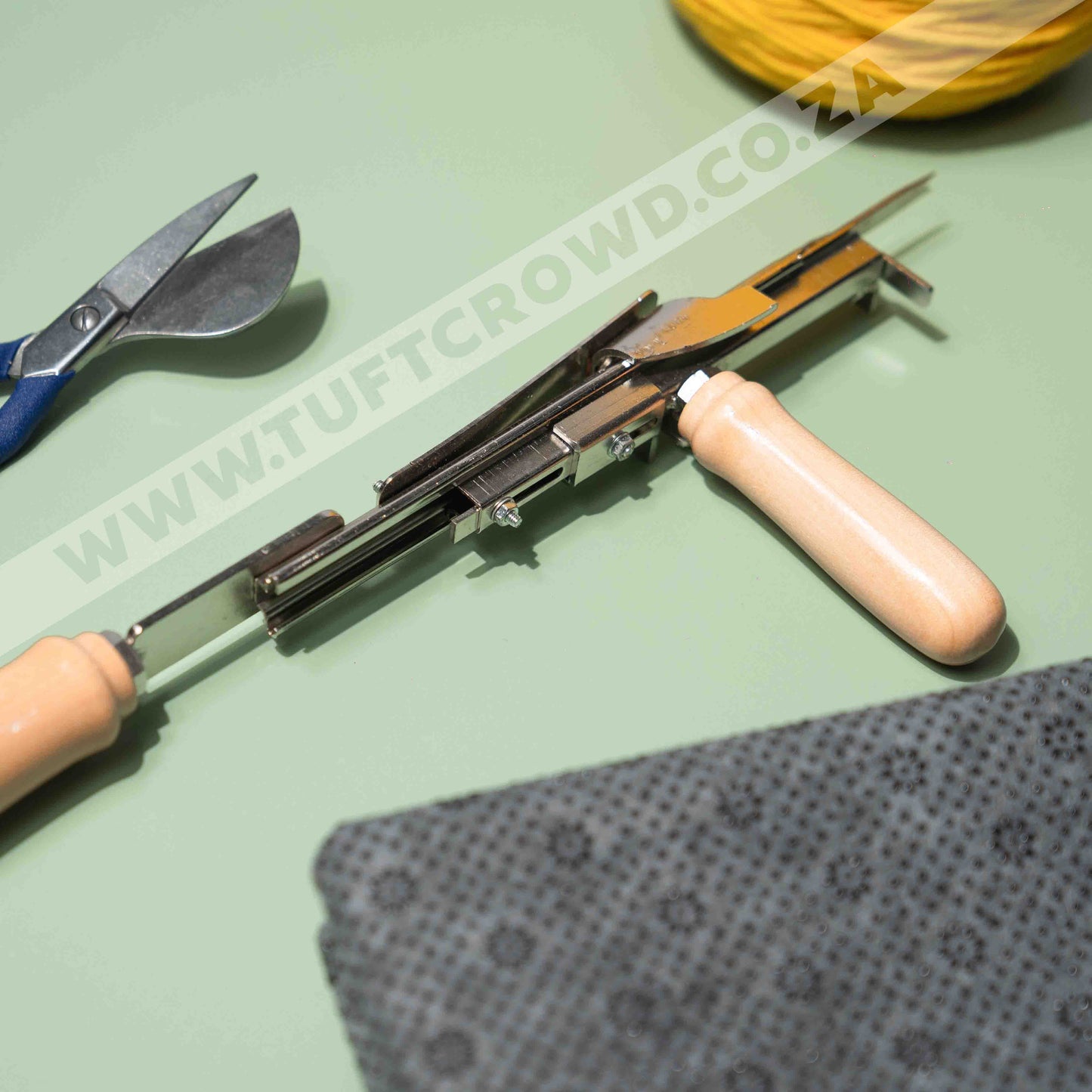 Manual Tufting Tool