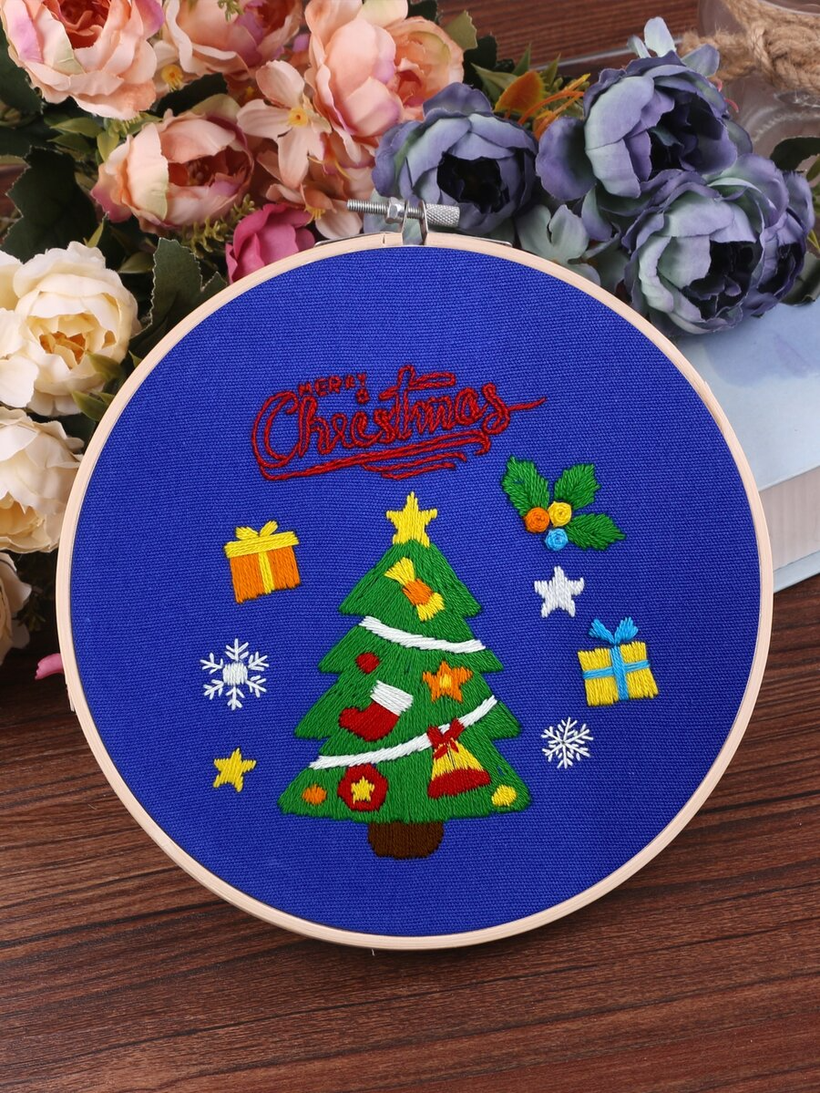 Christmas Tree Embroidery Kit