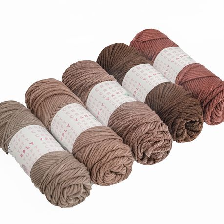 Brown Yarn, 8-ply Tufting Yarn ( 5 x 100g ) , Knitting Yarn